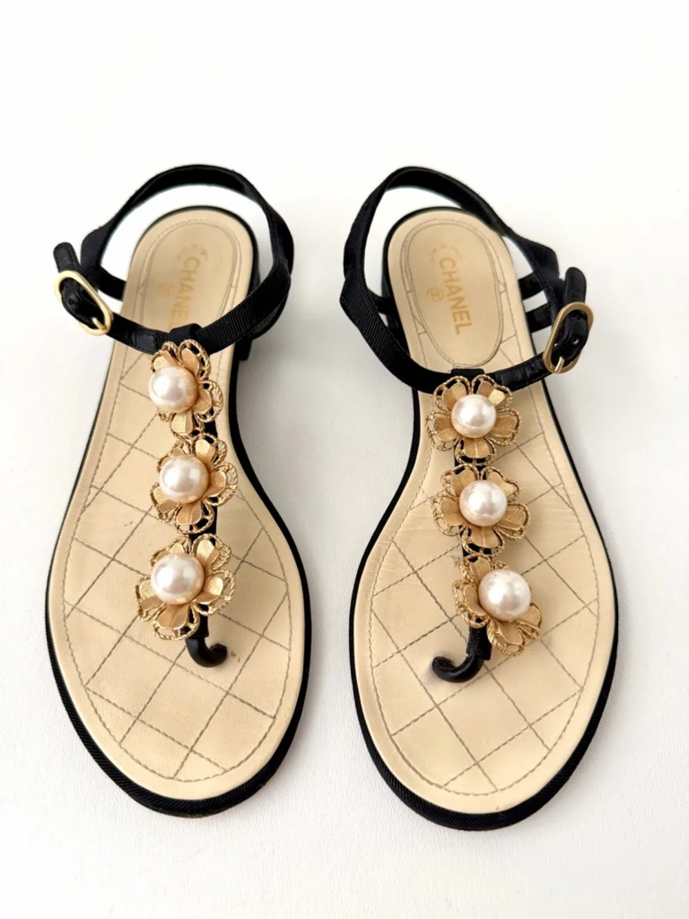CHANEL‎ | Pearl Camellia Black Grosgrain Thong Sandals CC Logo Slingback EU 37C